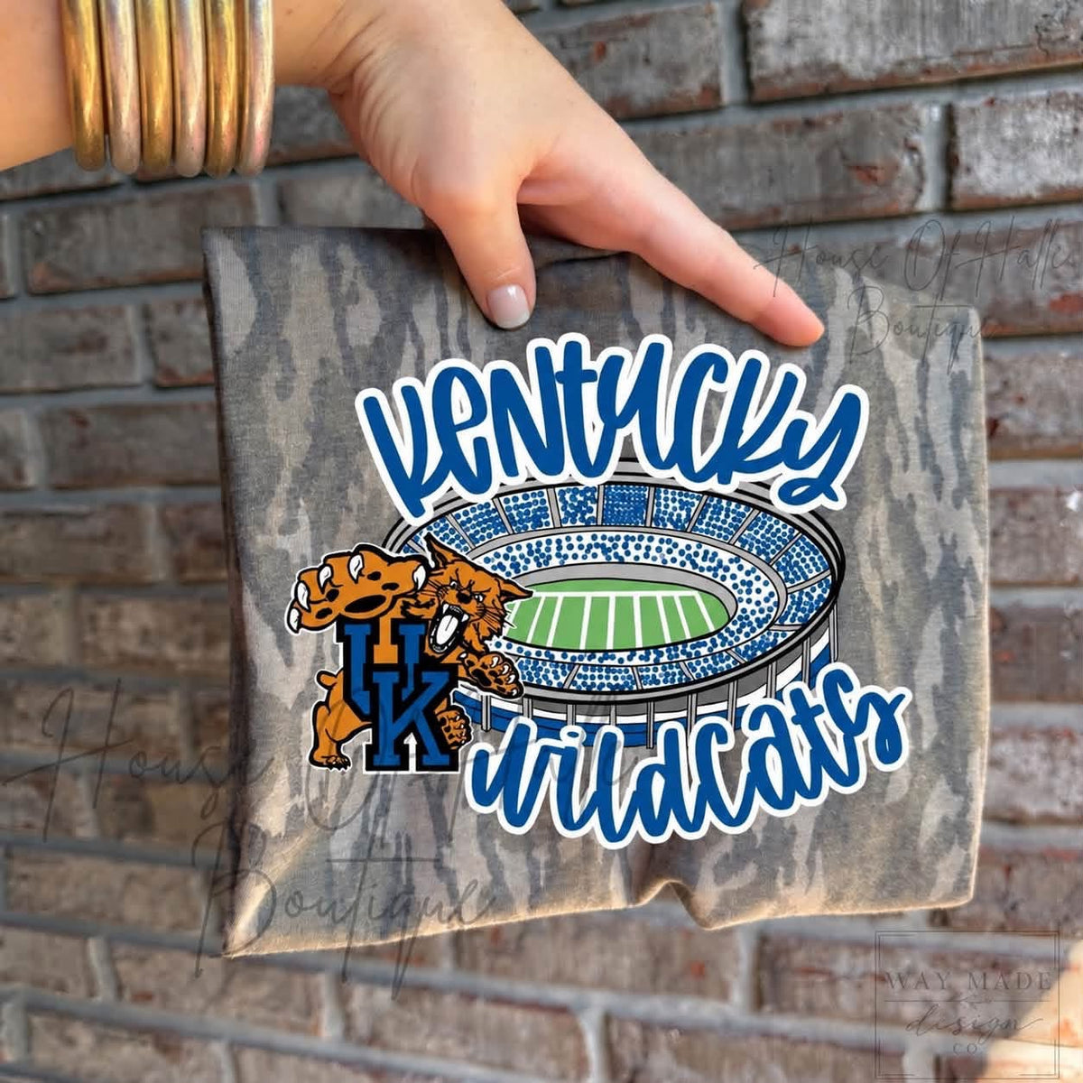 Mossy Oak Kentucky Wildcats Stadium T- Shirt - PREORDER