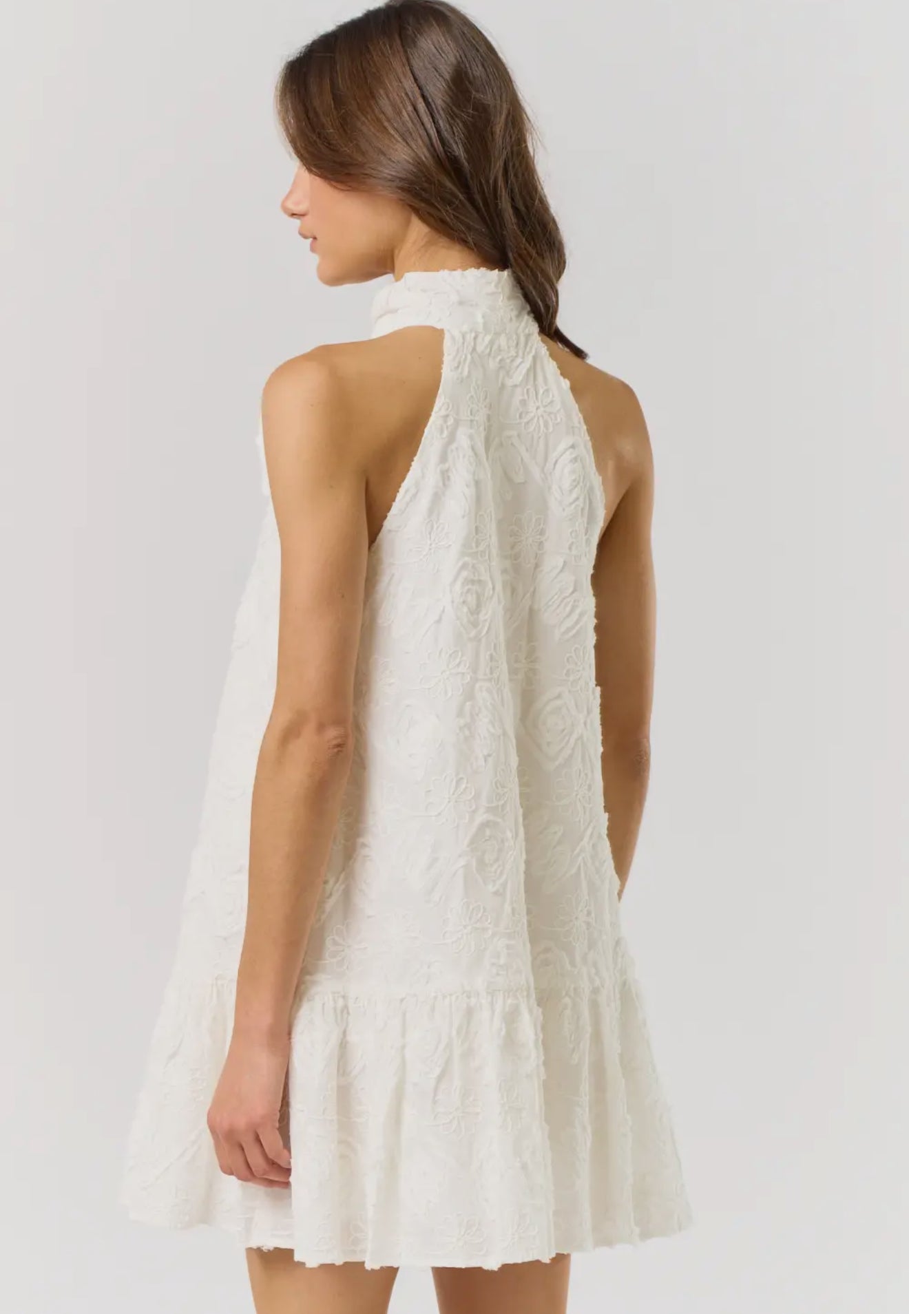 Halter Neck Bow Embellished
Texture Dress