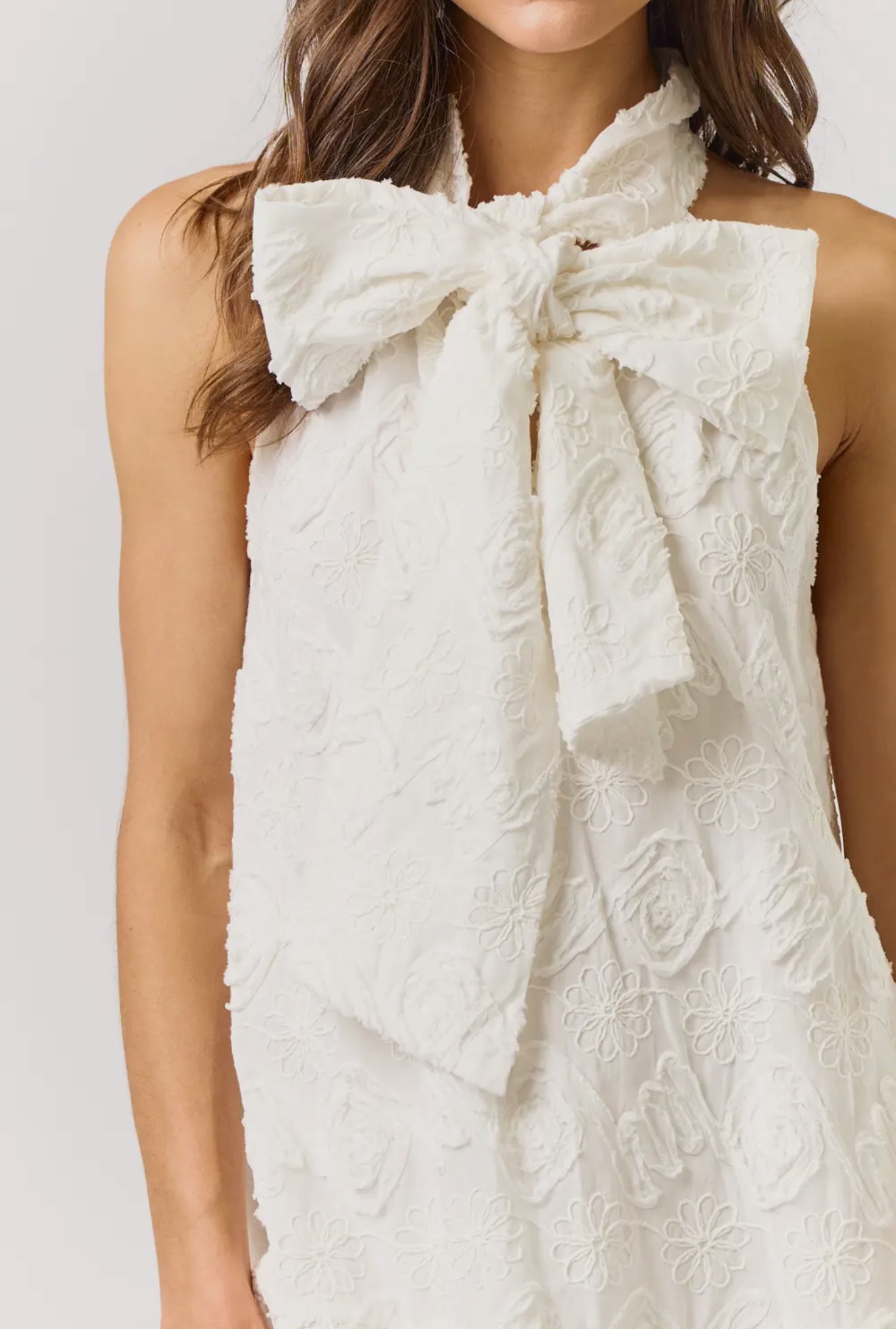 Halter Neck Bow Embellished
Texture Dress