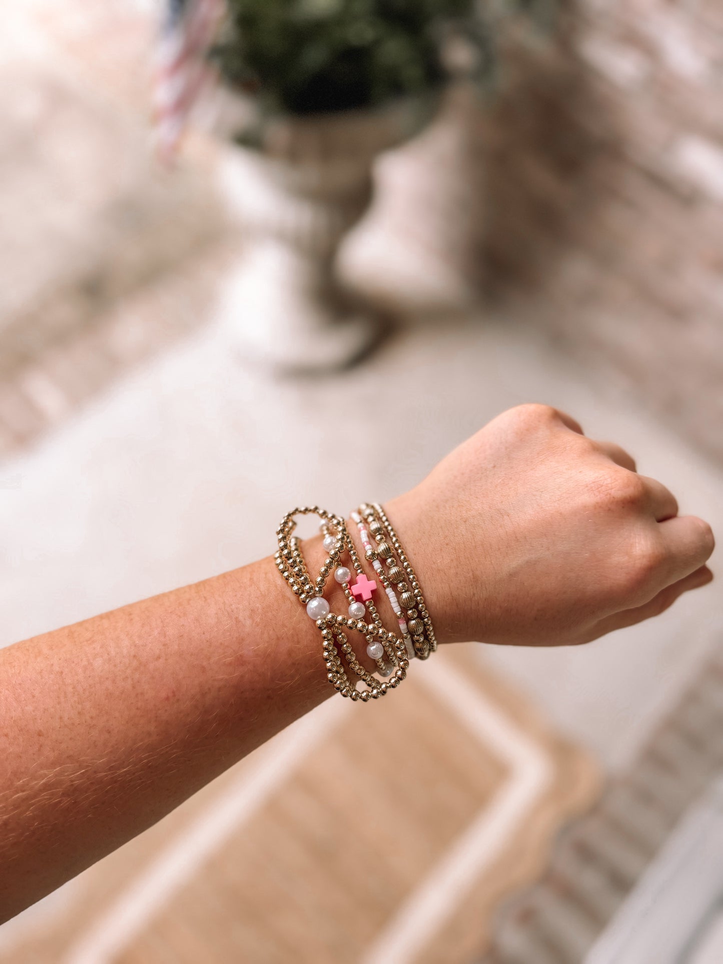 Gold Bow Knot Pearl Decor Beaded Layered Bracelet