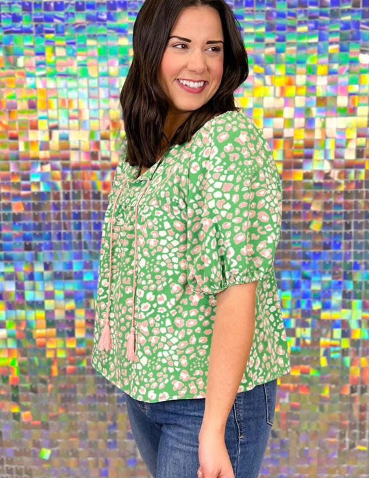 Green Plus Size Floral Tassel Tie Split Neck Puff Sleeve Blouse - PREORDER