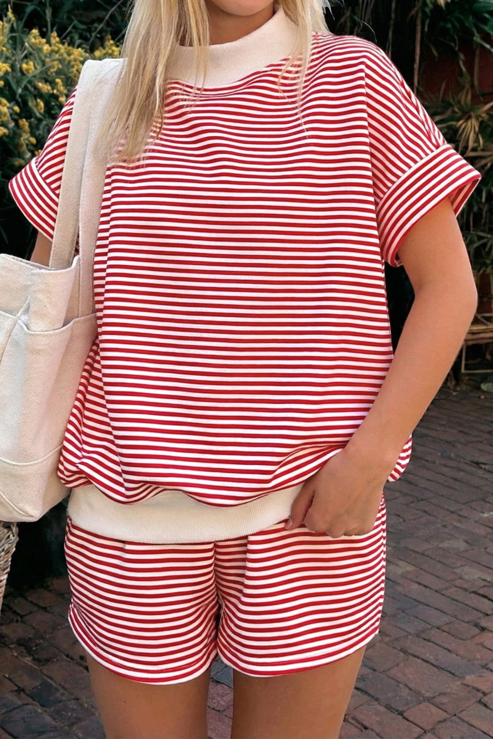Red Stripe Cuffed Sleeve Contrast Mock Neck Tee Casual 2pcs Short Set - PREORDER