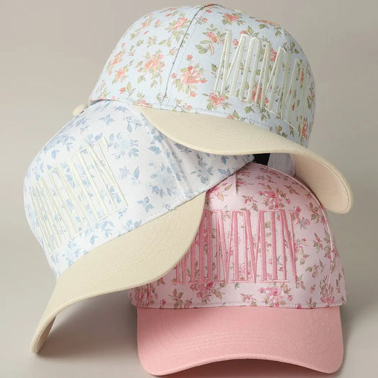 Mommin' Embroidered Flower Pattern trucker Hat