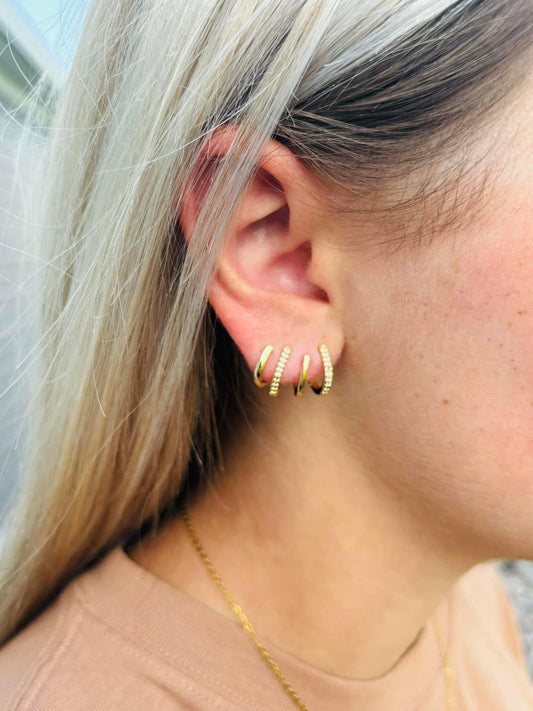 Hug Earrings - PREORDER