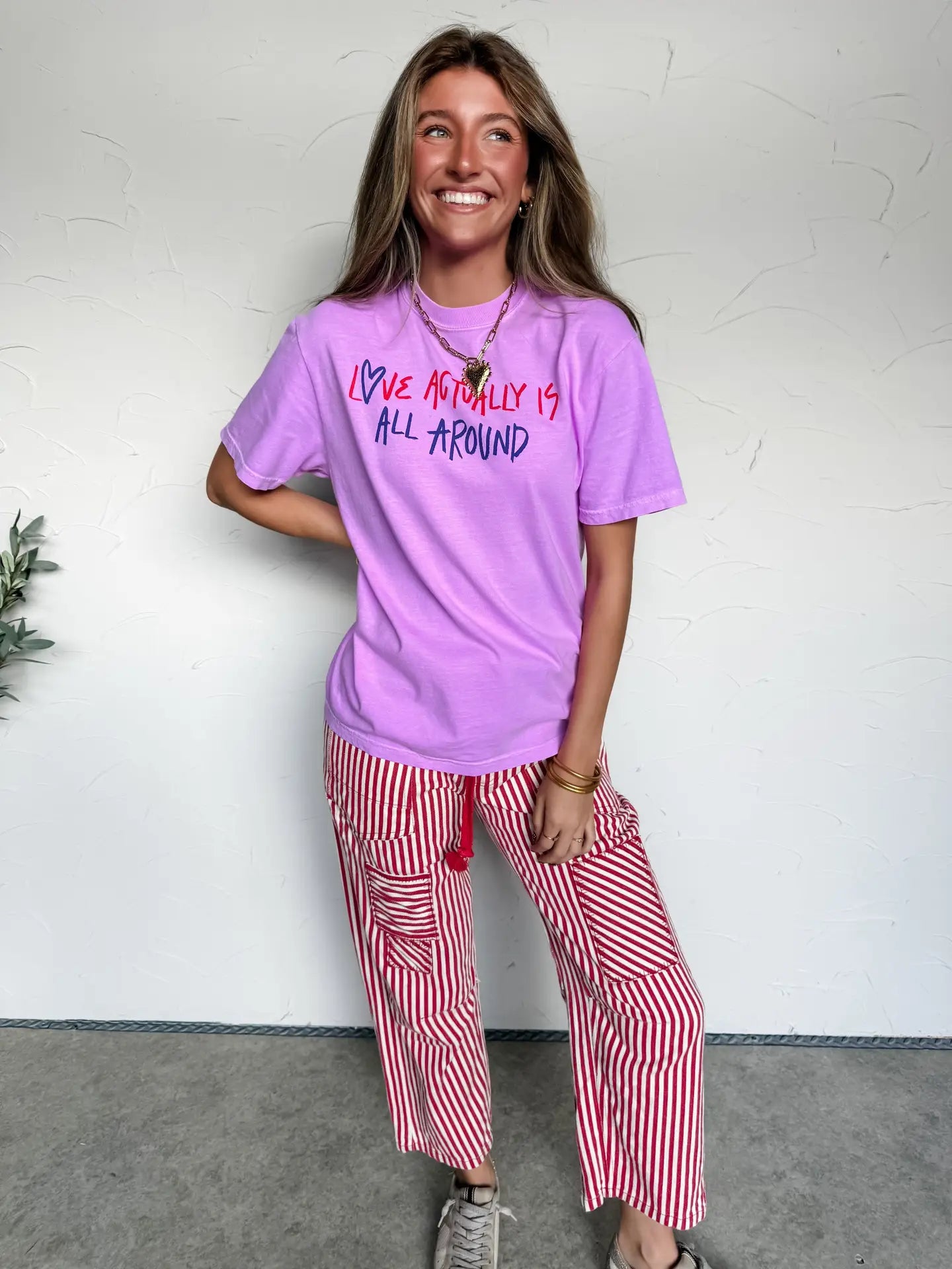 Love Guest Check T Shirt