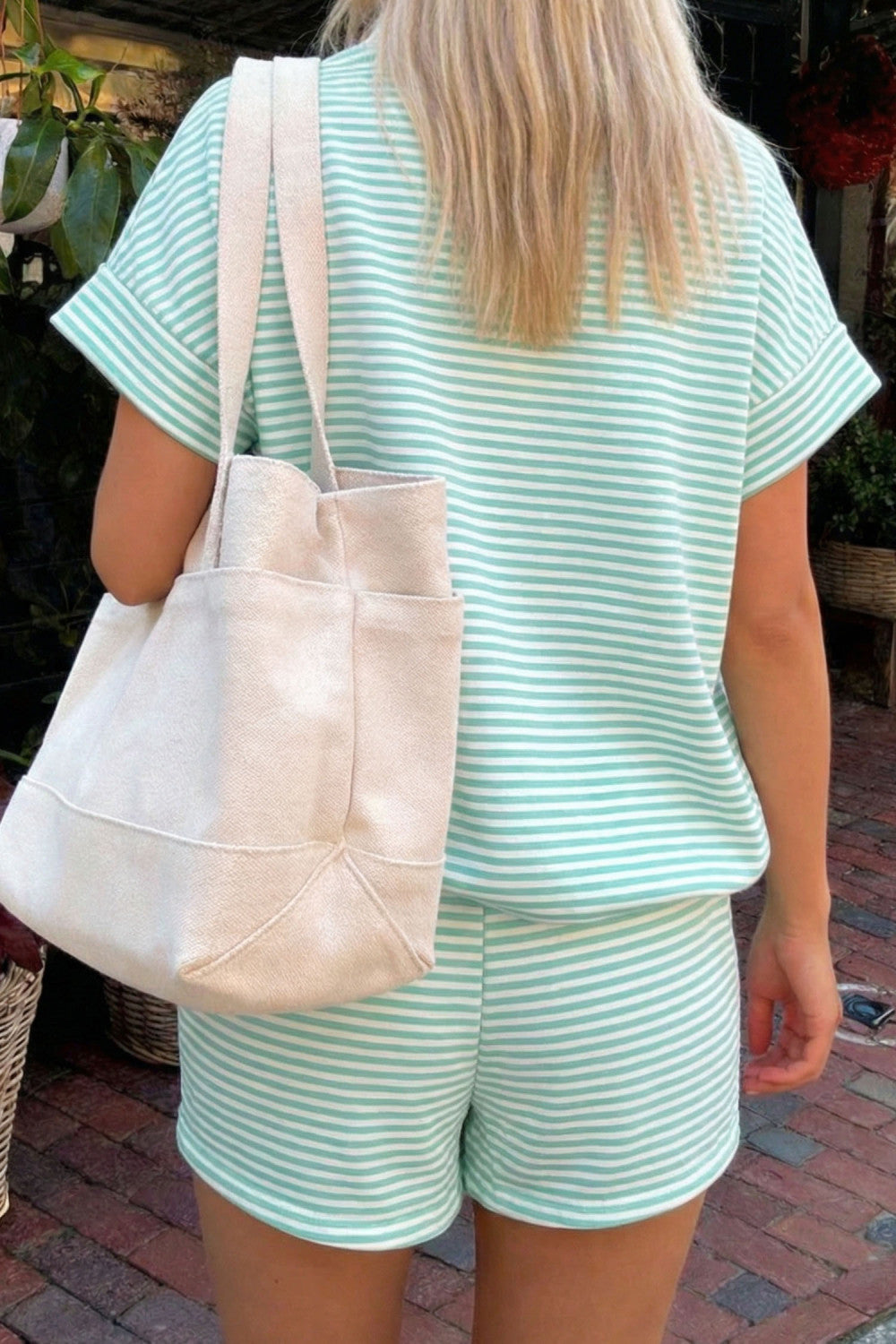 Green Stripe Cuffed Sleeve Contrast Mock Neck Tee Casual 2pcs Short Set - PREORDER