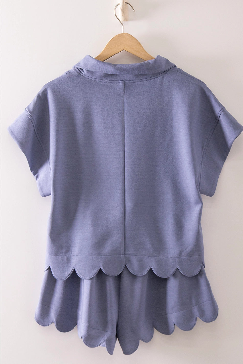 Half-Zip Scallop Active Shorts Set